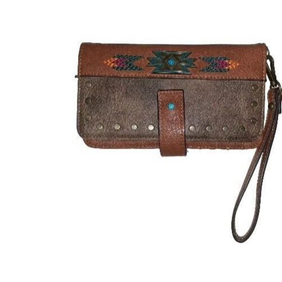 CatchFly Studio Embroidered Studded Wristlet Wallet Purse Clutch Western - Picture 1 of 4